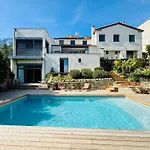 Avec Vue Bed & Breakfast 4*