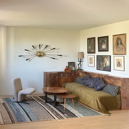 לינה וארוחת בוקר Avec Vue 4*